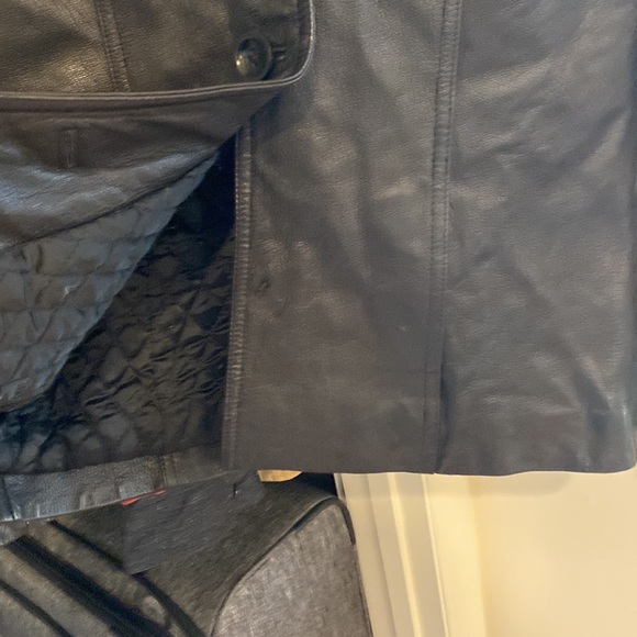 Vintage Banana Republic 100% genuine leather coat - Picture 2 of 6